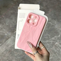 Protector Soft Crumple — Efecto de Papel Arrugado en Relieve — Compatible con iPhone 15 Pro Max