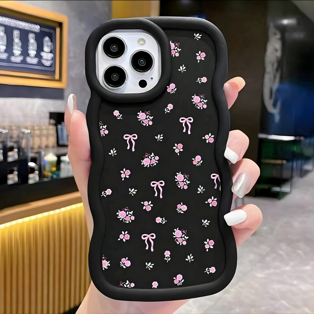 Case Wavy Estilo Dark Romance con Detalle de Flores y Lazos